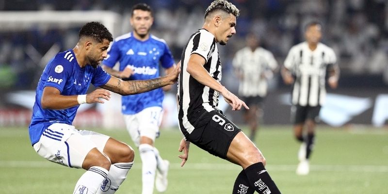 Cruzeiro và Botafogo quyết giành 3 điểm Cruzeiro và Botafogo quyết giành 3 điểm